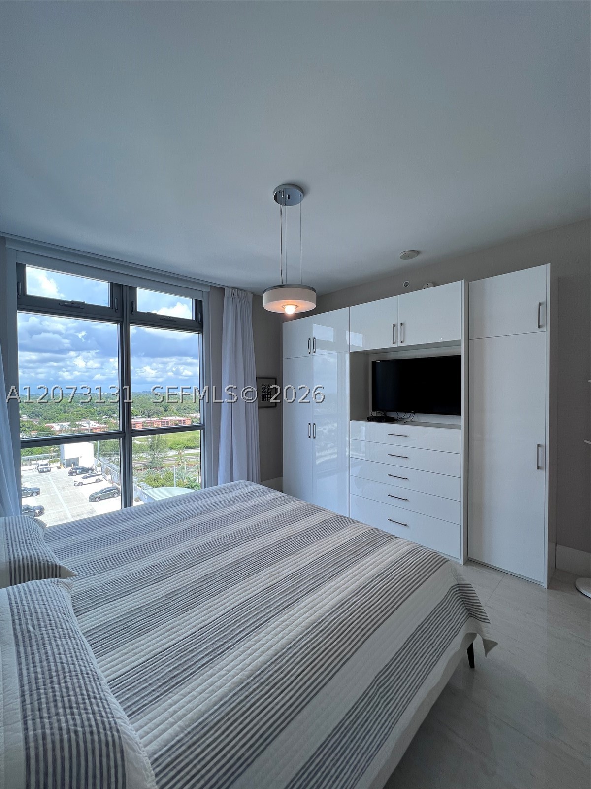 17301 Biscayne Blvd #1402, North Miami Beach FL 33160