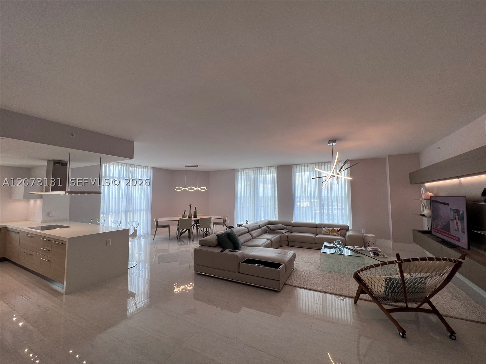 17301 Biscayne Blvd #1402, North Miami Beach FL 33160