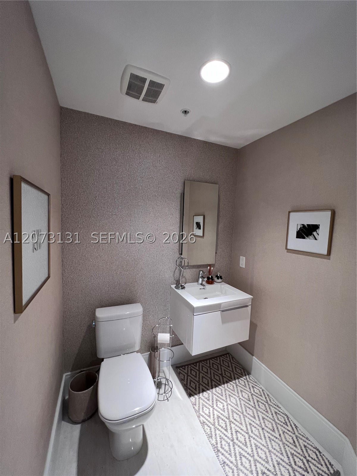 17301 Biscayne Blvd #1402, North Miami Beach FL 33160