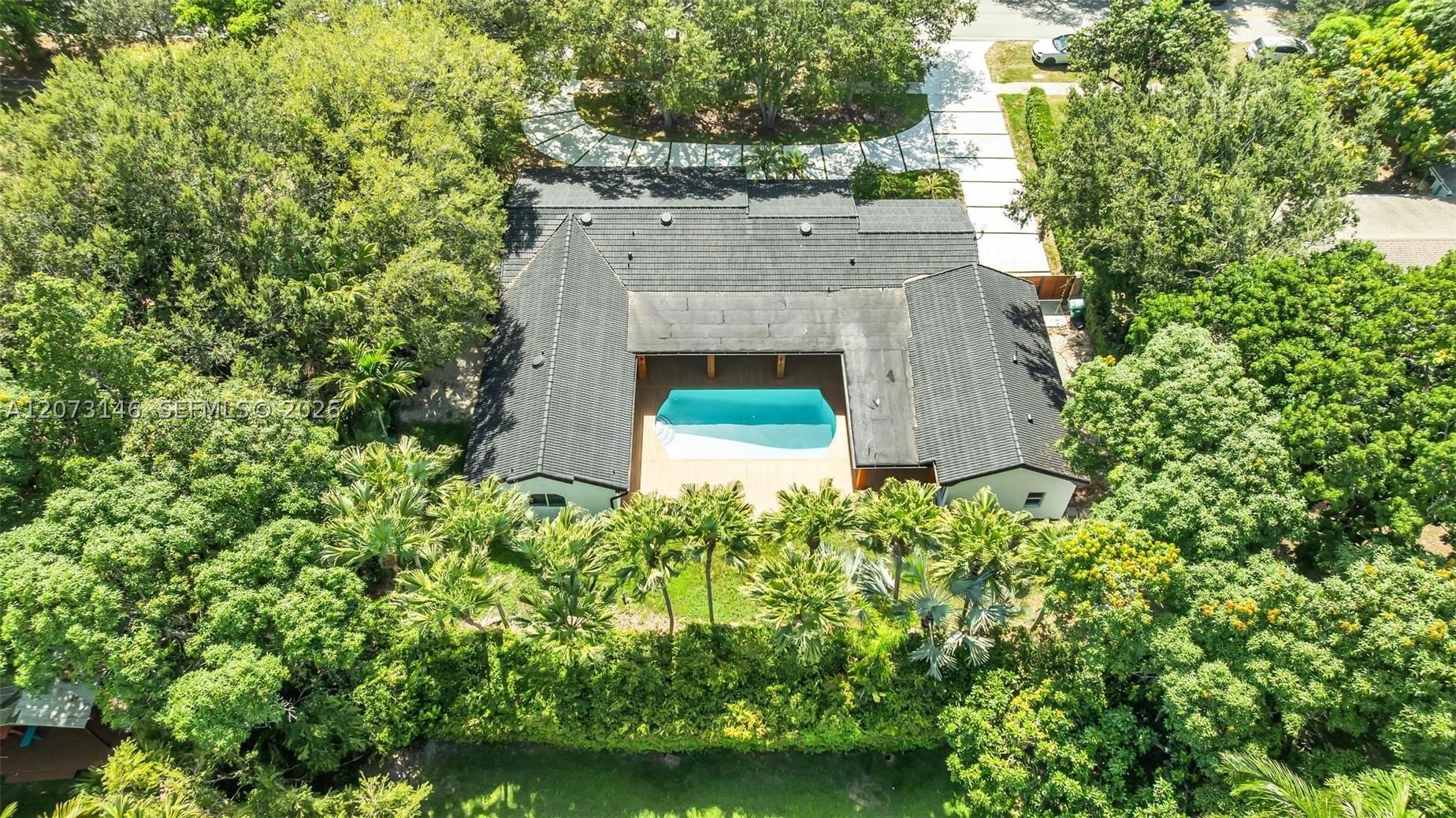 15321 SW 82nd Ave, Palmetto Bay FL 33157