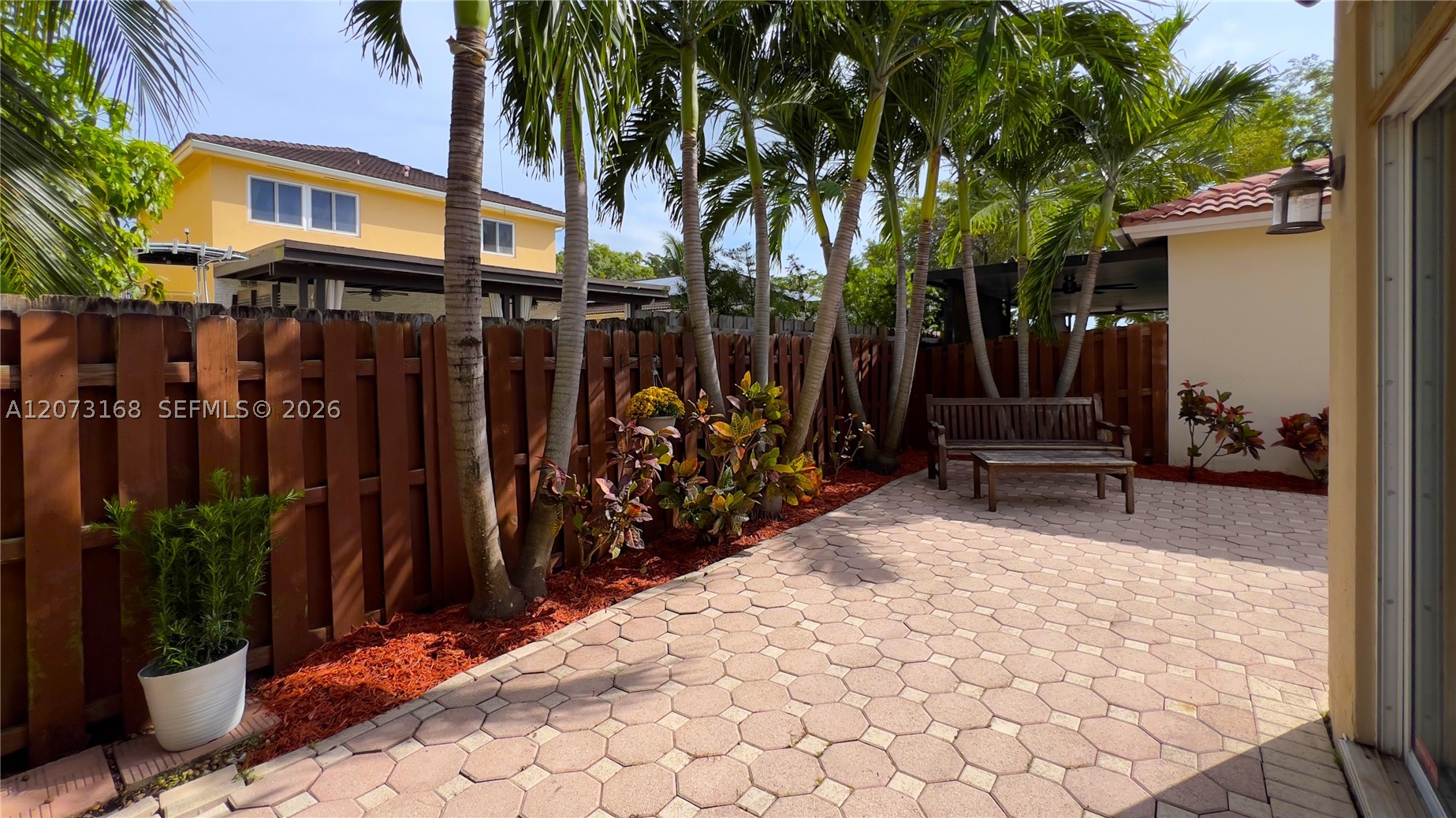 9000 SW 215th Ter, Cutler Bay FL 33189