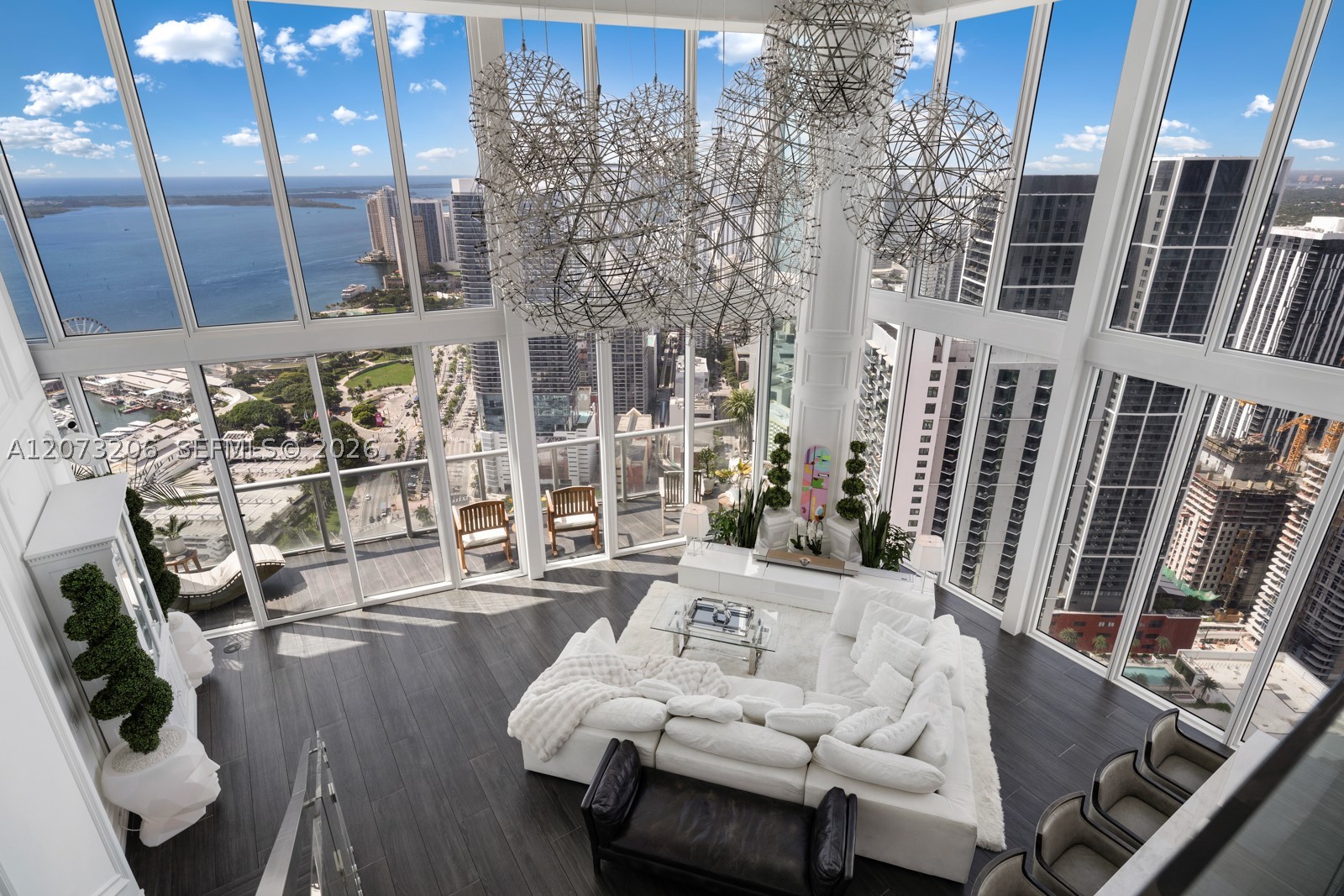 888 Biscayne Blvd #5701, Miami FL 33132