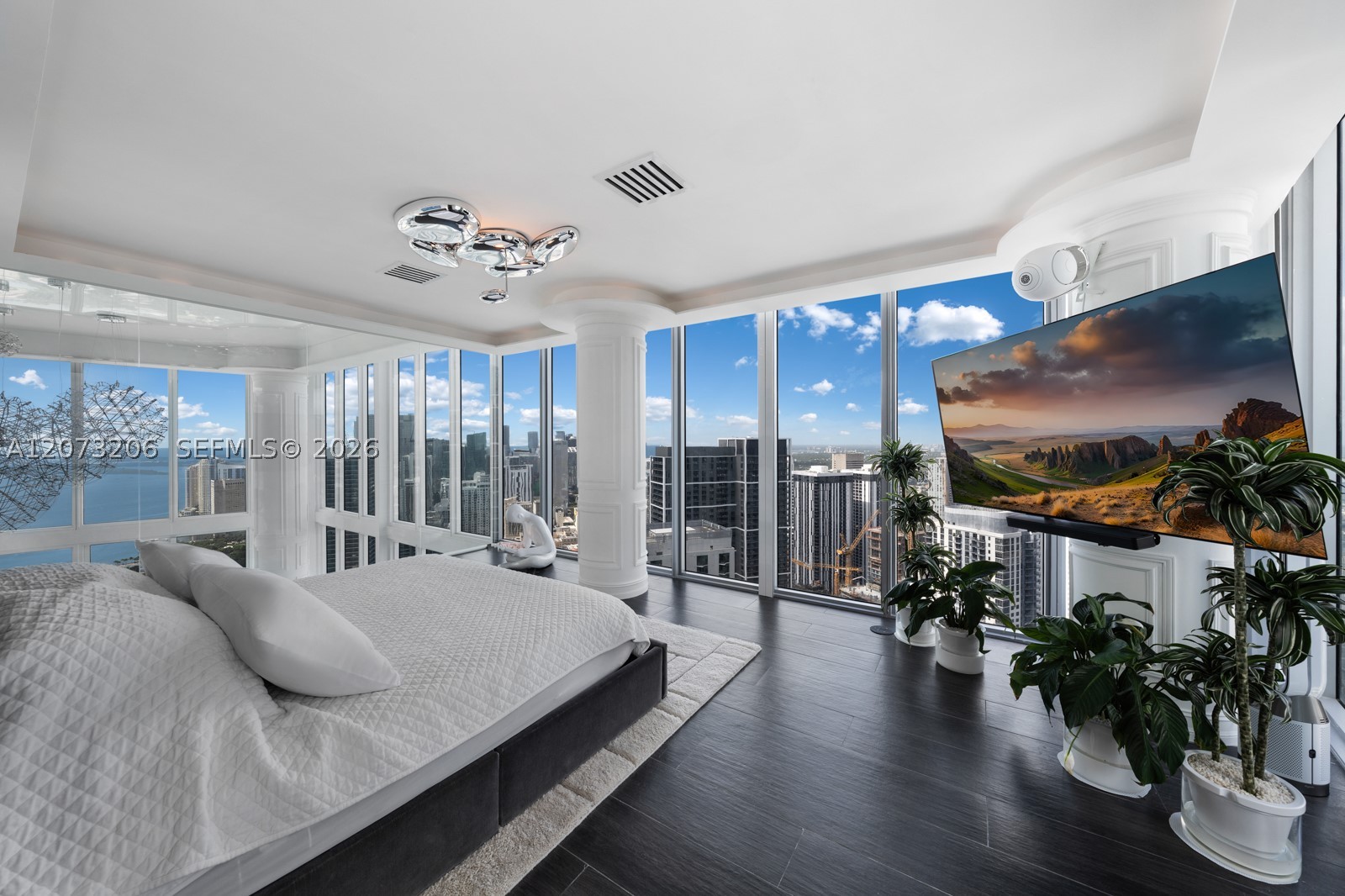 888 Biscayne Blvd #5701, Miami FL 33132