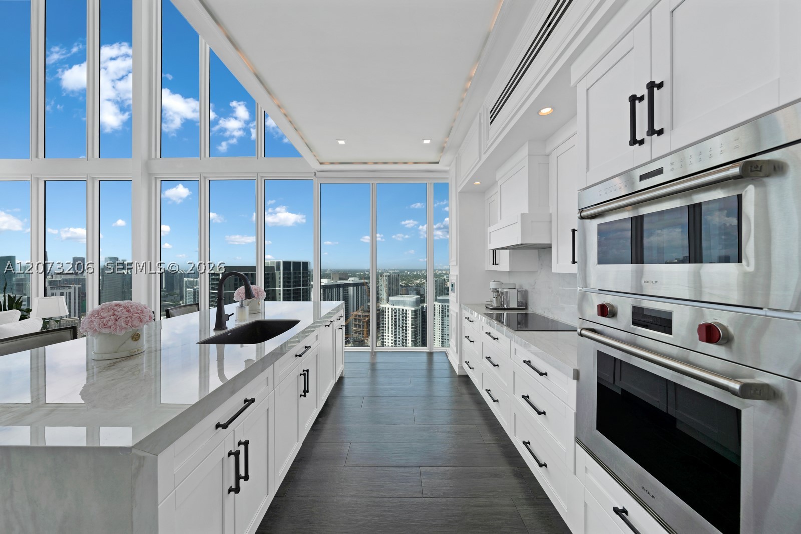 888 Biscayne Blvd #5701, Miami FL 33132