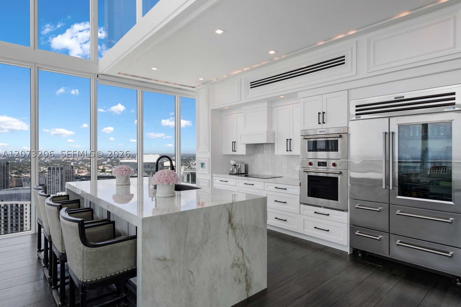 888 Biscayne Blvd #5701, Miami FL 33132
