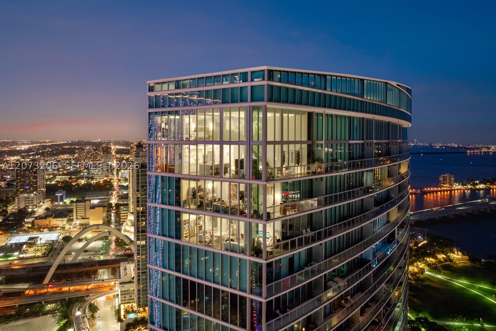888 Biscayne Blvd #5701, Miami FL 33132