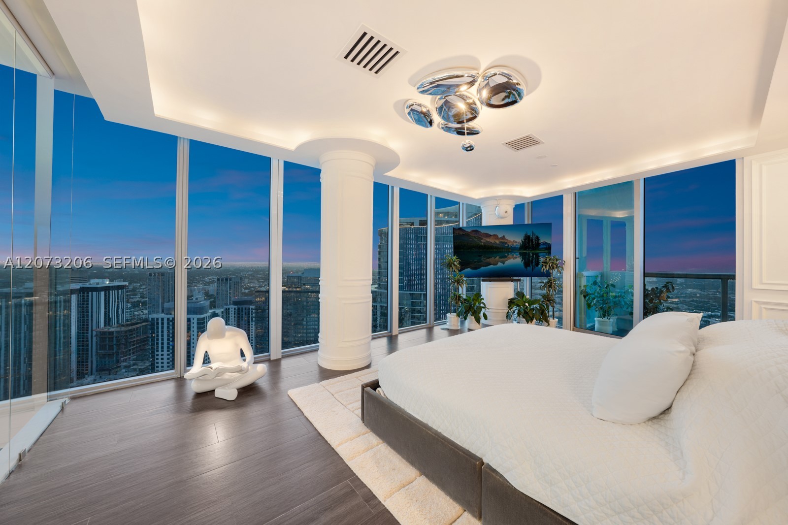 888 Biscayne Blvd #5701, Miami FL 33132