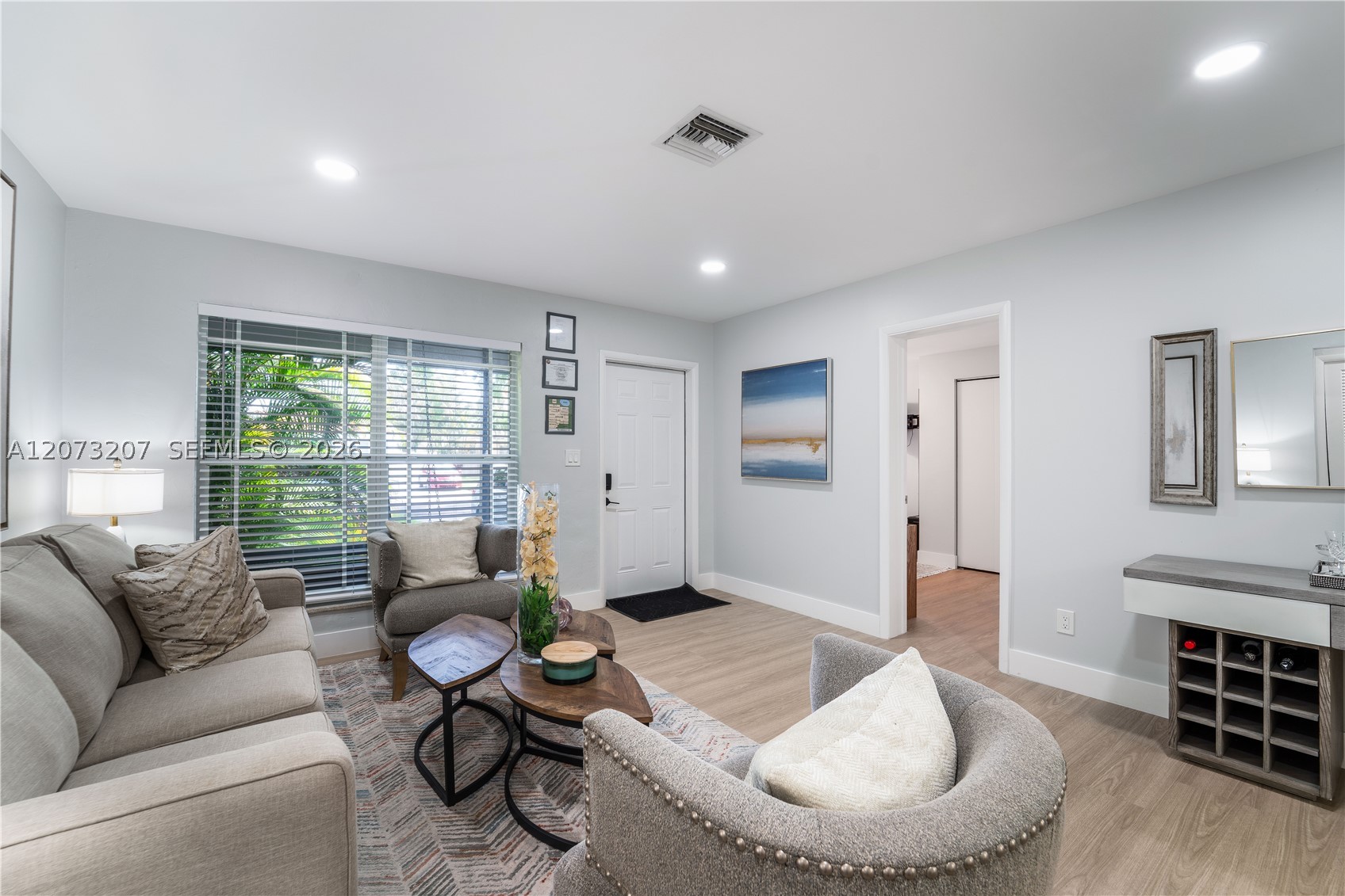 317 SE 3rd Ter, Dania Beach FL 33004