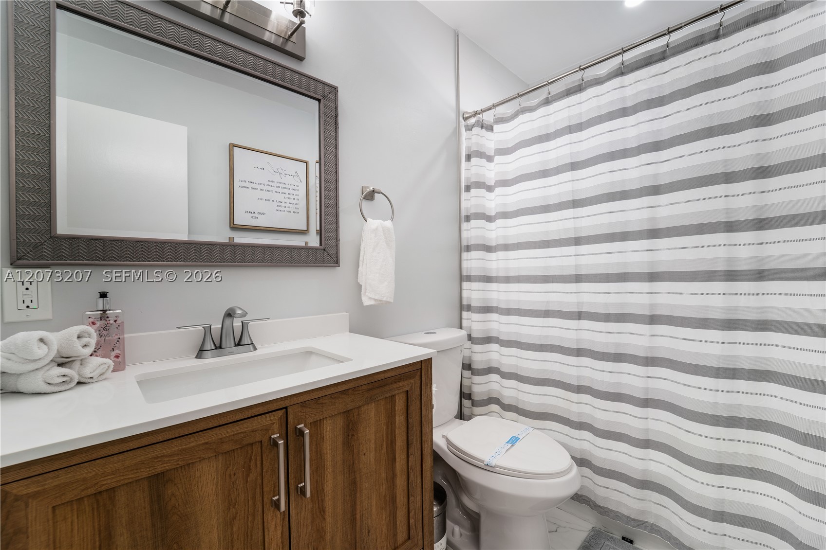 317 SE 3rd Ter, Dania Beach FL 33004