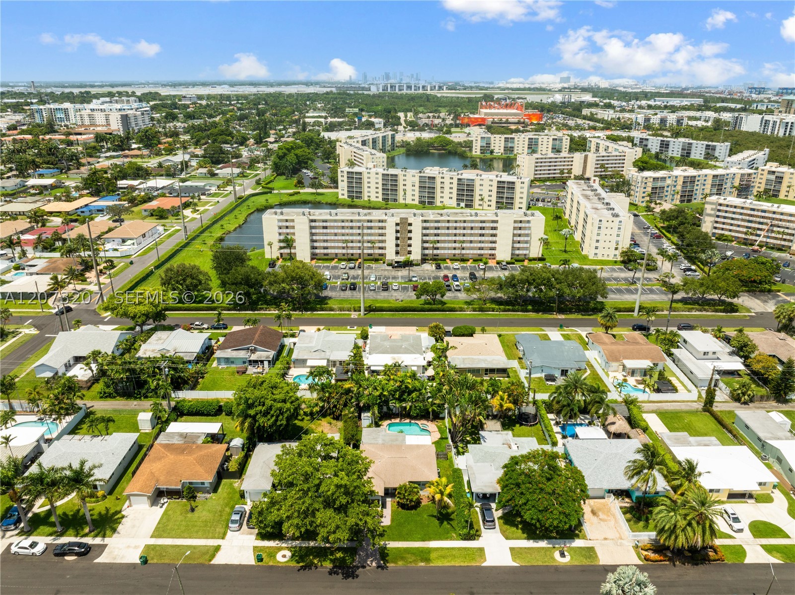 317 SE 3rd Ter, Dania Beach FL 33004