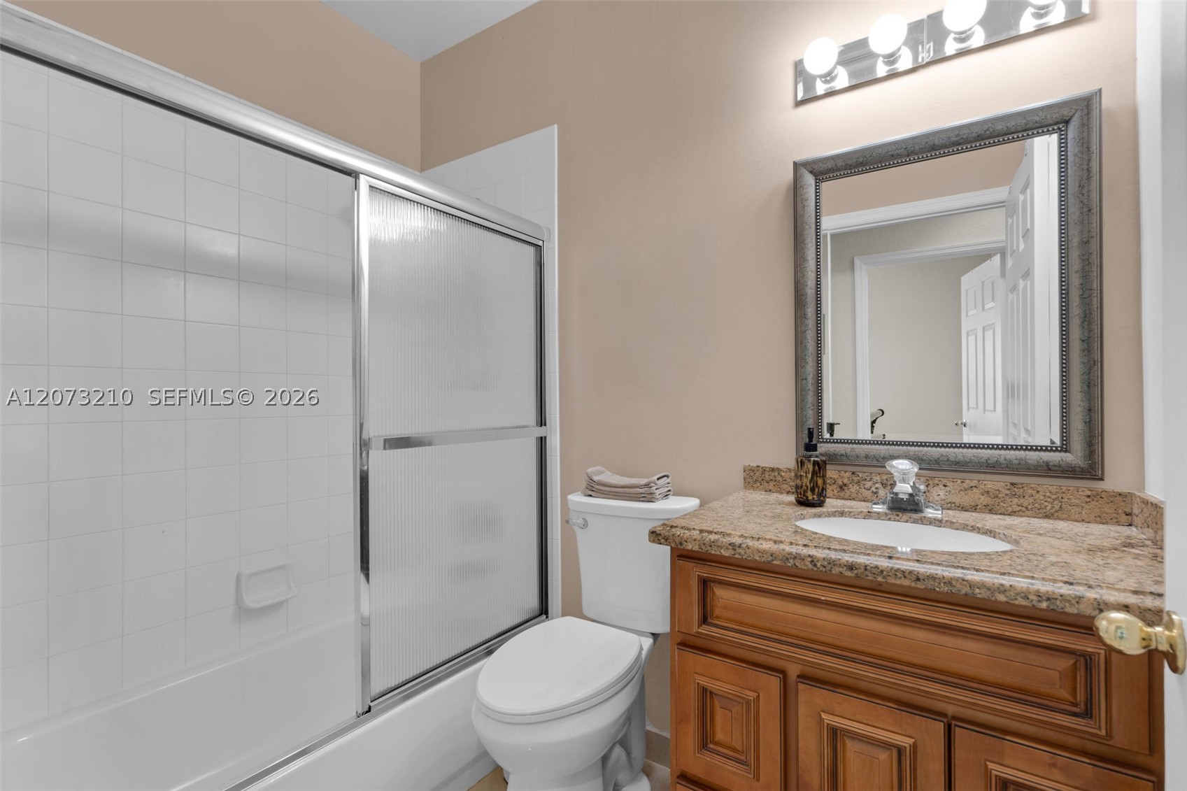 1090 SW 156th Ave, Pembroke Pines FL 33027