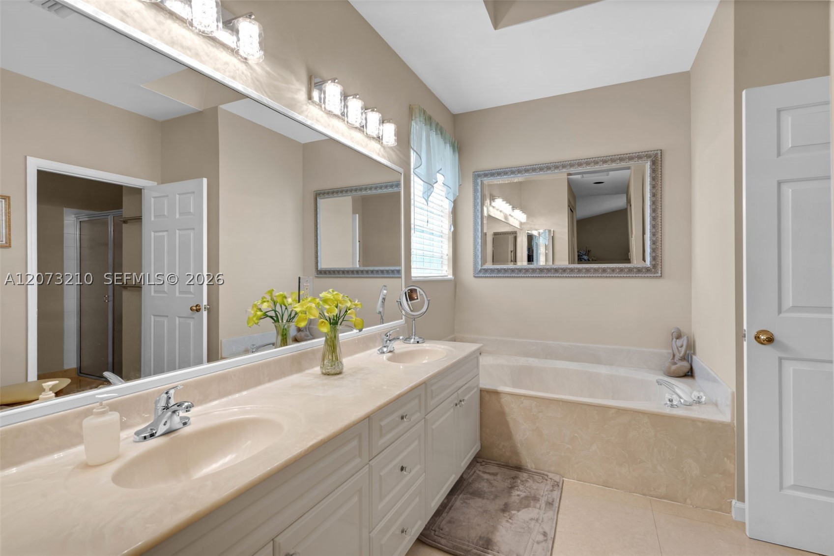 1090 SW 156th Ave, Pembroke Pines FL 33027