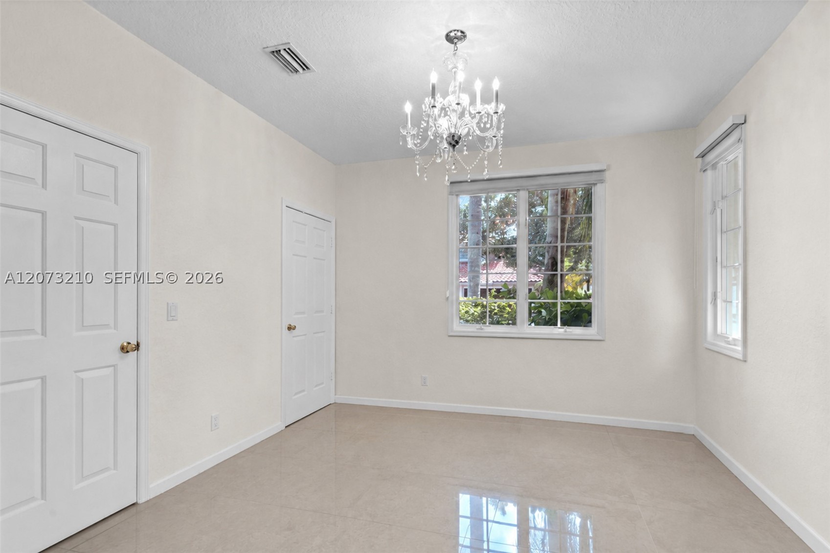 1090 SW 156th Ave, Pembroke Pines FL 33027