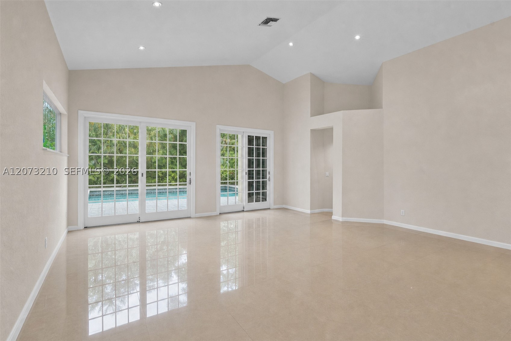 1090 SW 156th Ave, Pembroke Pines FL 33027