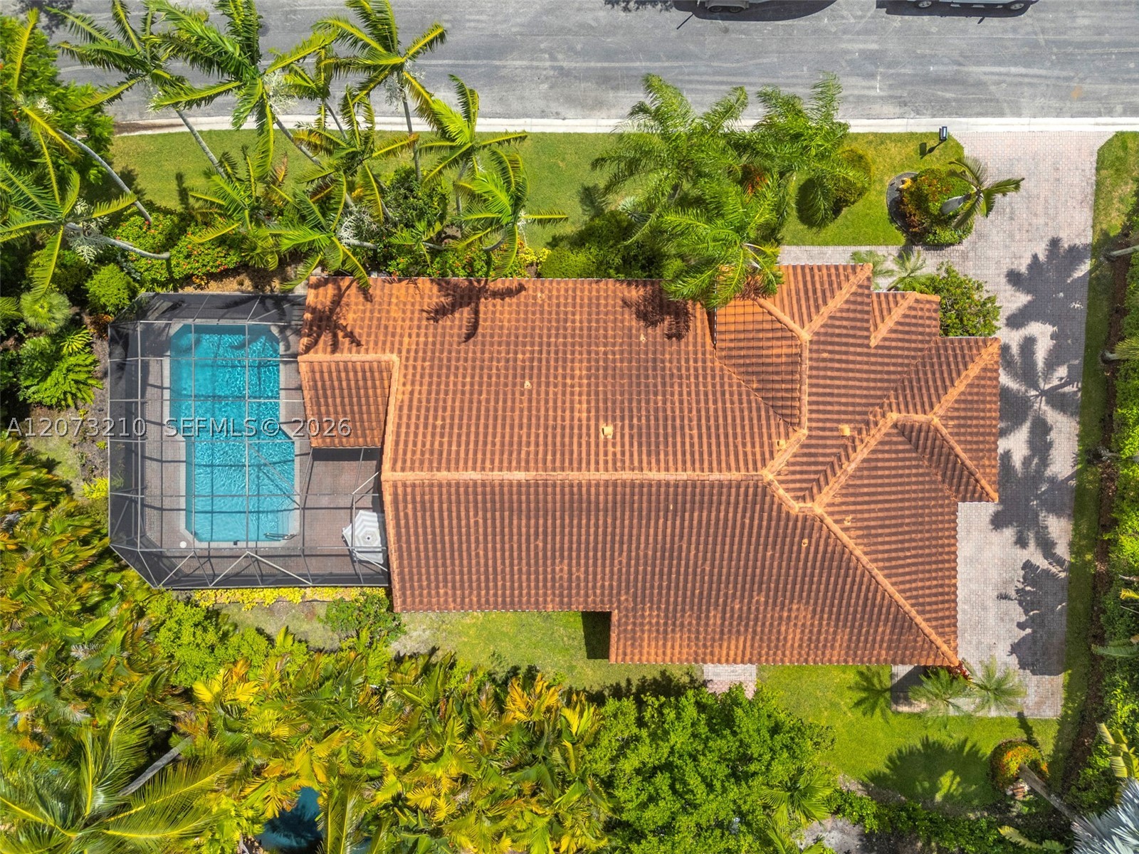 1090 SW 156th Ave, Pembroke Pines FL 33027