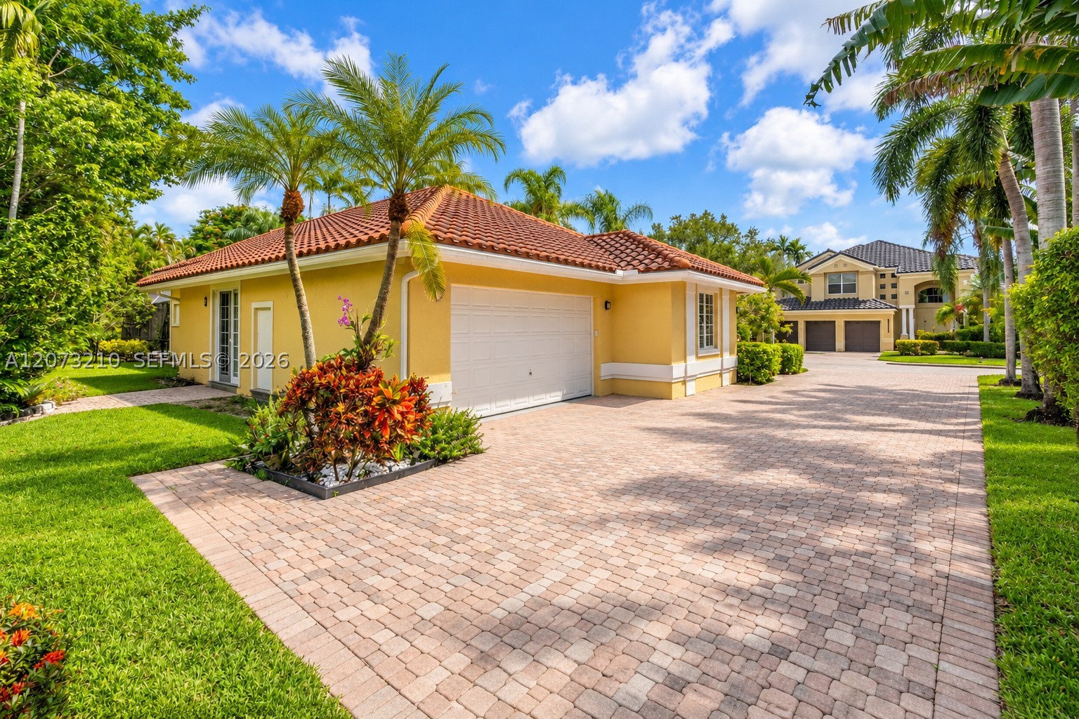 1090 SW 156th Avenue, Pembroke Pines FL 33027