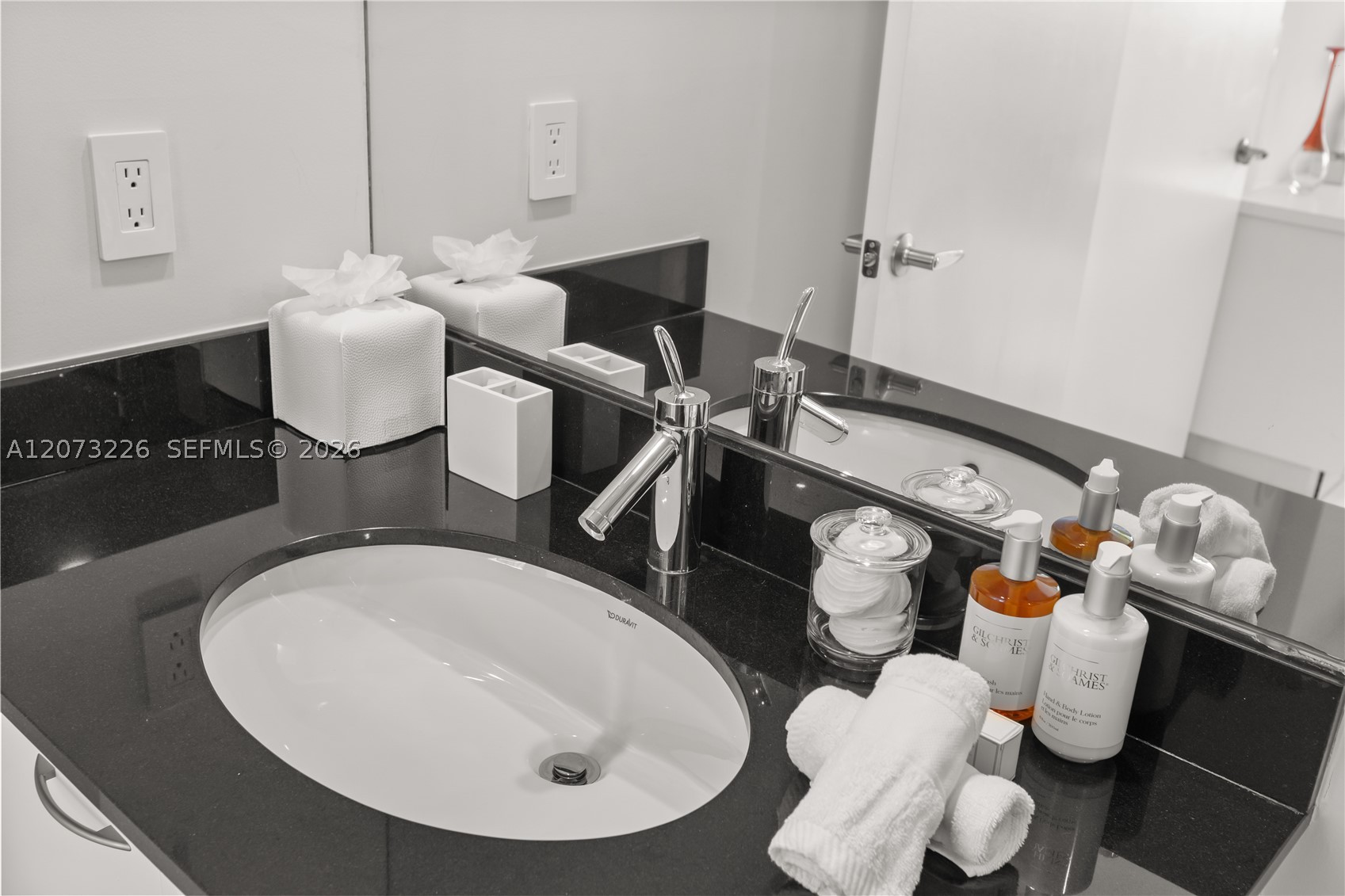 15811 Collins Ave #1702, Sunny Isles Beach FL 33160