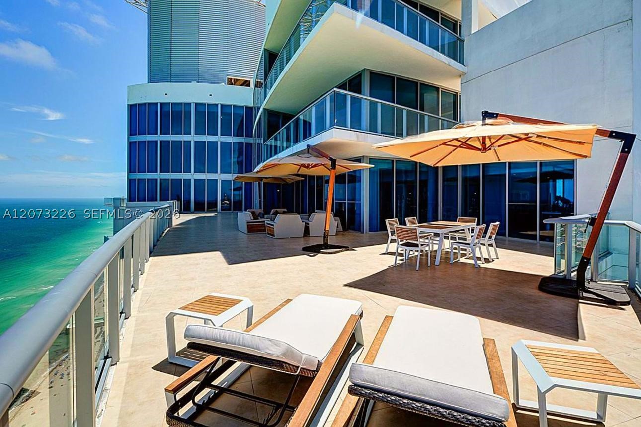 15811 Collins Ave #1702, Sunny Isles Beach FL 33160