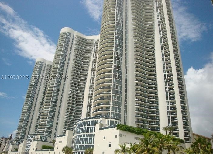 15811 Collins Ave #1702, Sunny Isles Beach FL 33160