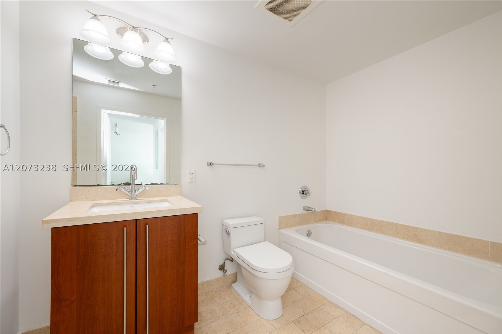 79 SW 12th St #2602-S, Miami FL 33130