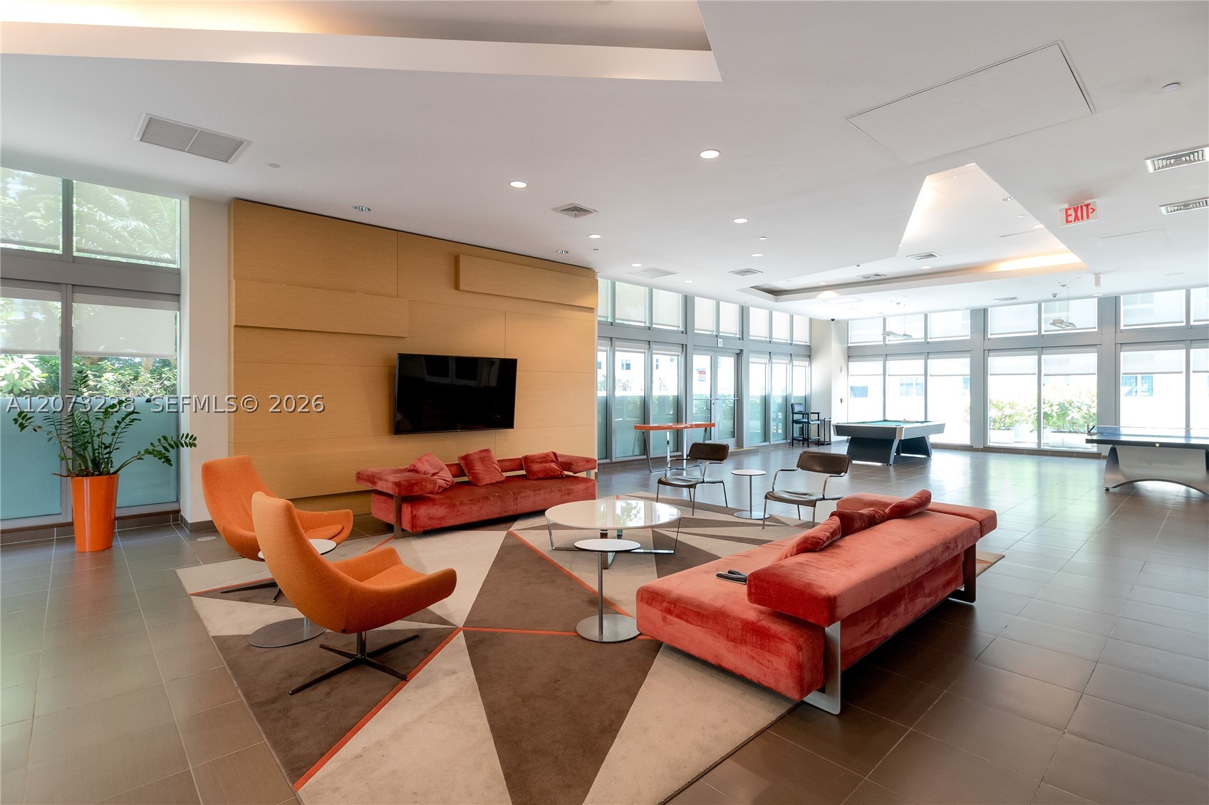 79 SW 12th St #2602-S, Miami FL 33130