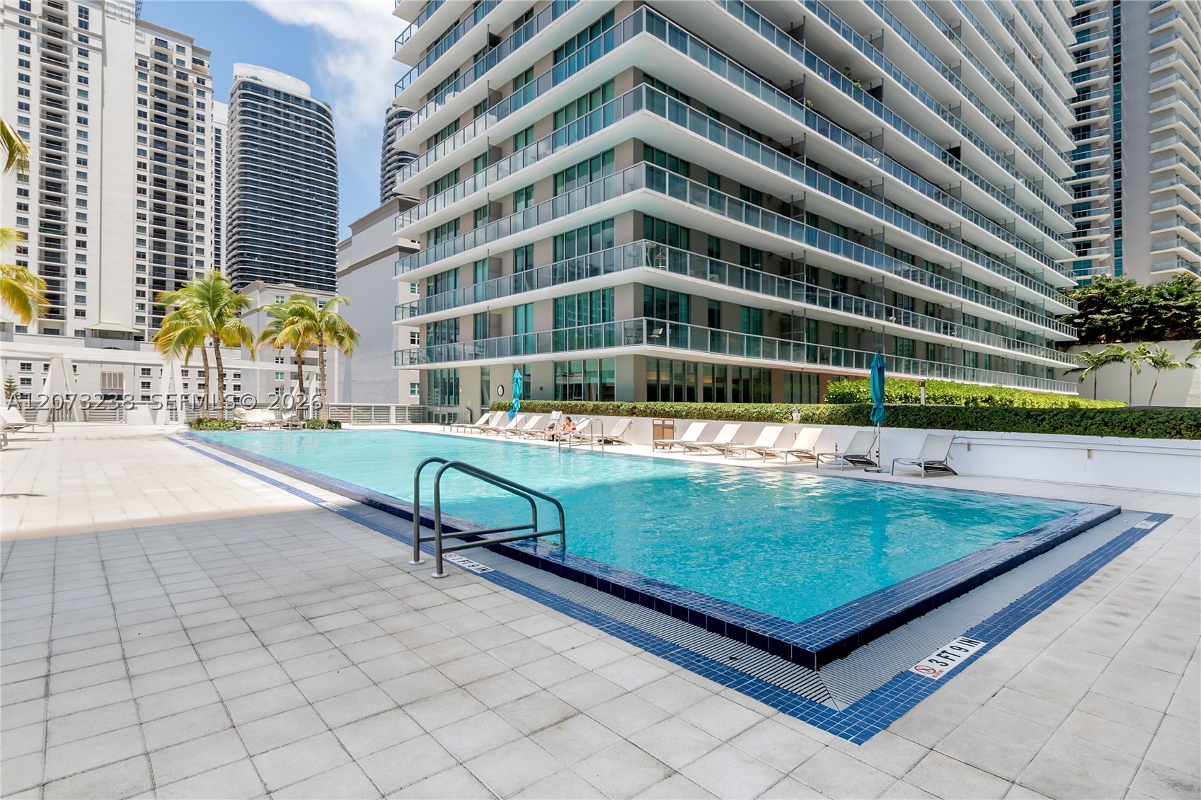79 SW 12th St #2602-S, Miami FL 33130