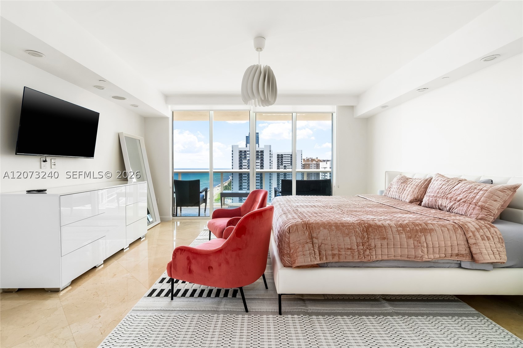 1830 Ocean Dr #1702, Hallandale Beach FL 33009