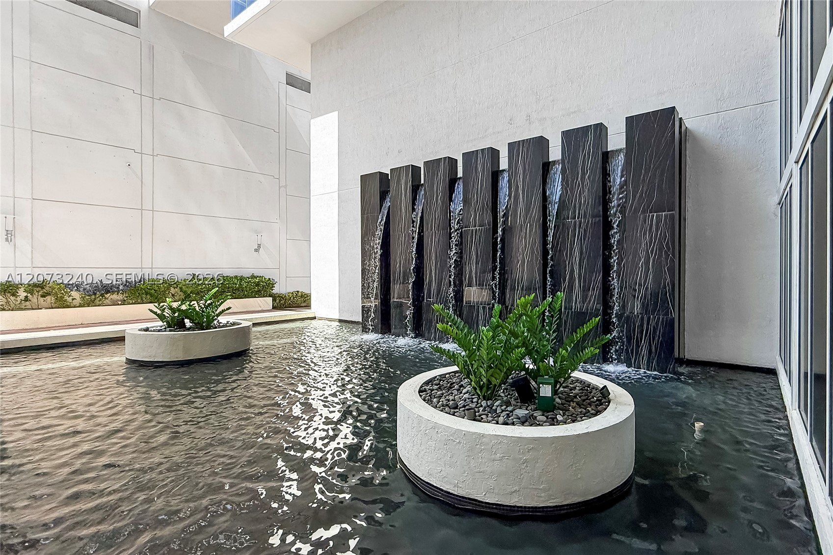 1830 Ocean Dr #1702, Hallandale Beach FL 33009