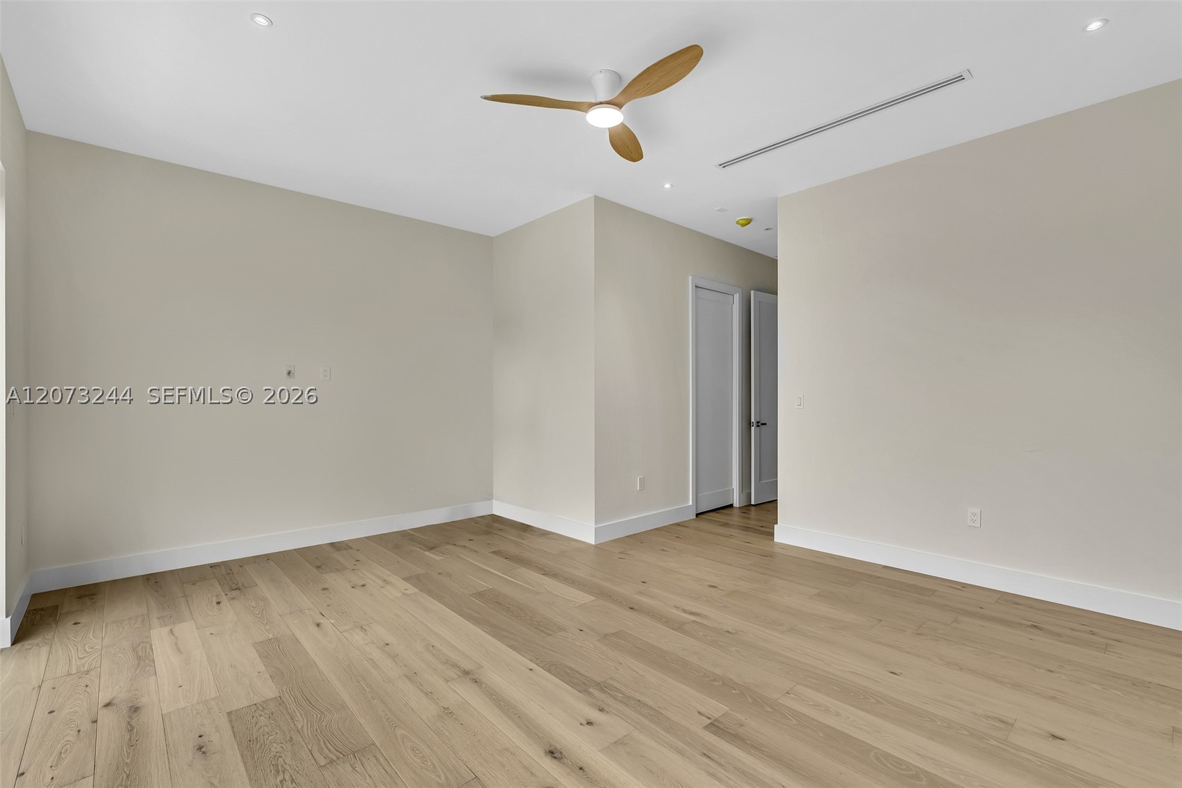7516 Bounty Ave, North Bay Village FL 33141