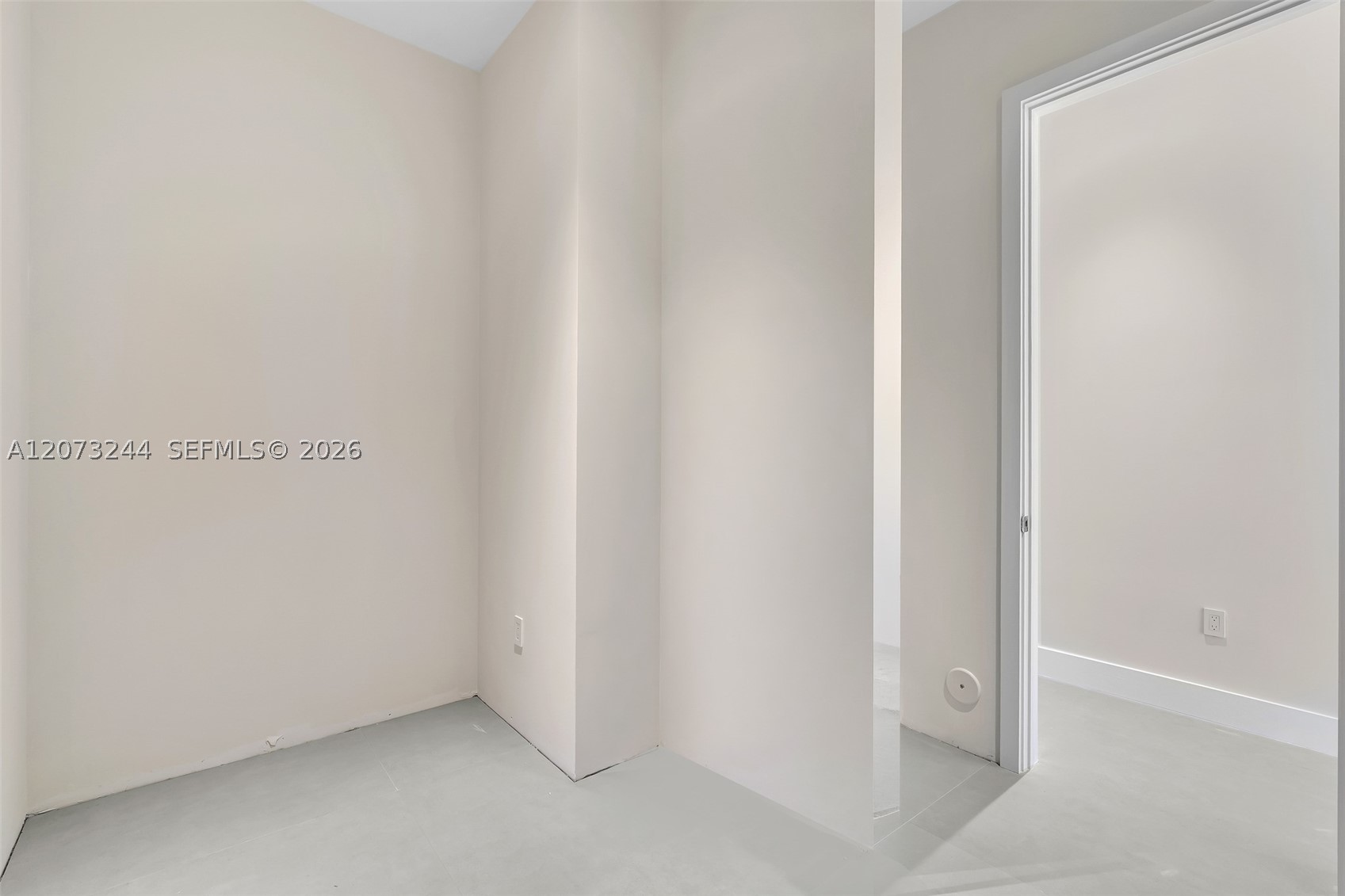 7516 Bounty Ave, North Bay Village FL 33141