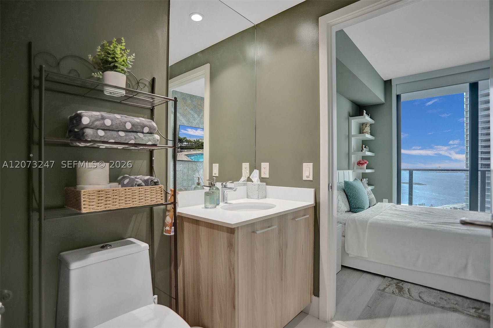 501 NE 31st St #3706, Miami FL 33137