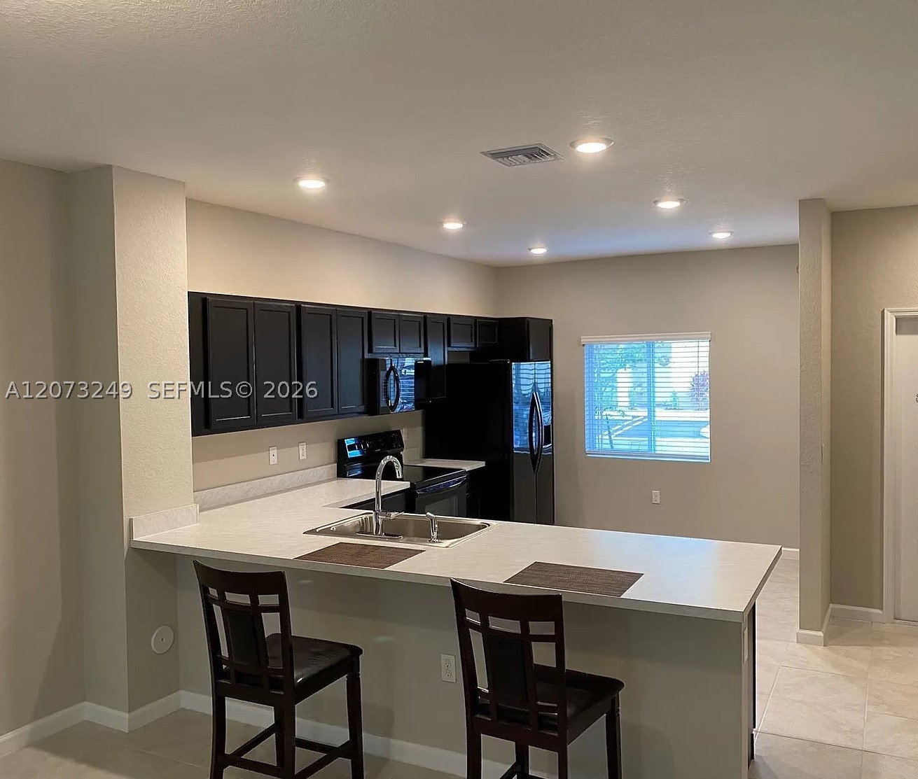 2810 NW 181st St, Miami Gardens FL 33056
