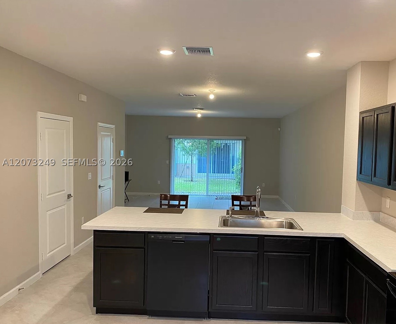 2810 NW 181st St, Miami Gardens FL 33056