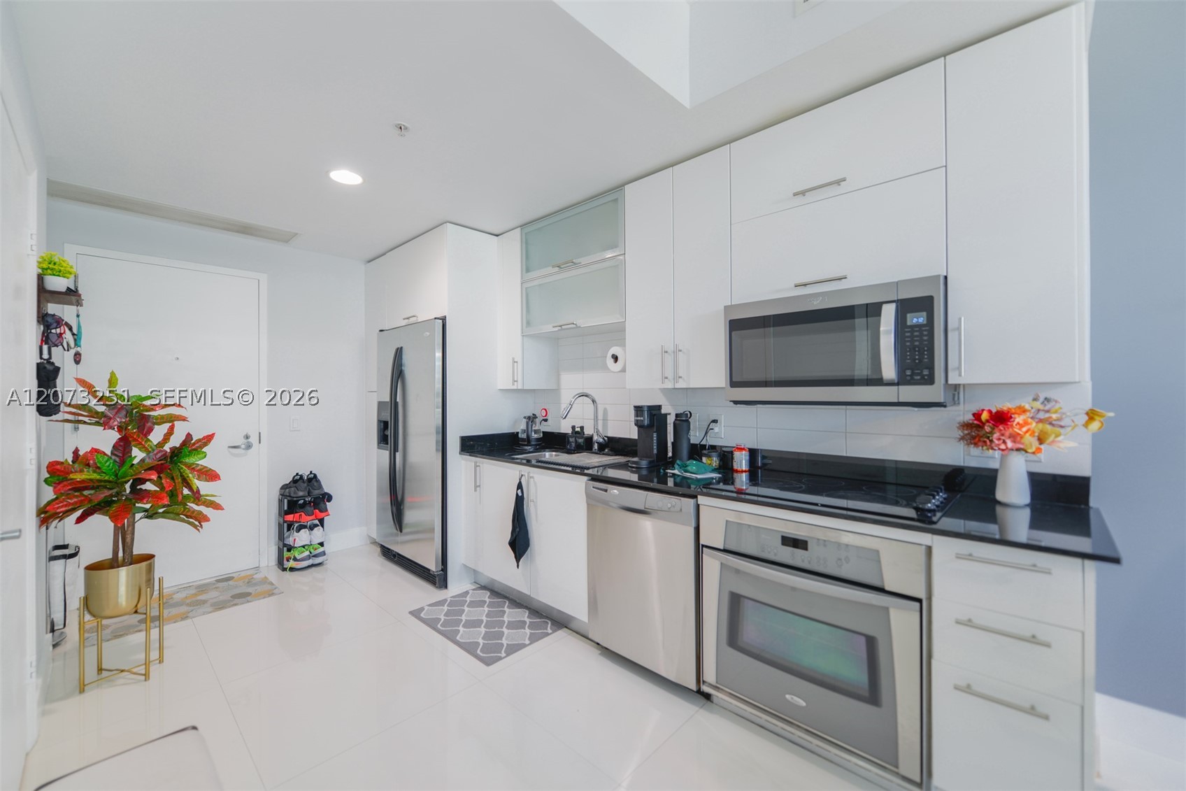 60 SW 13th St #2404, Miami FL 33130