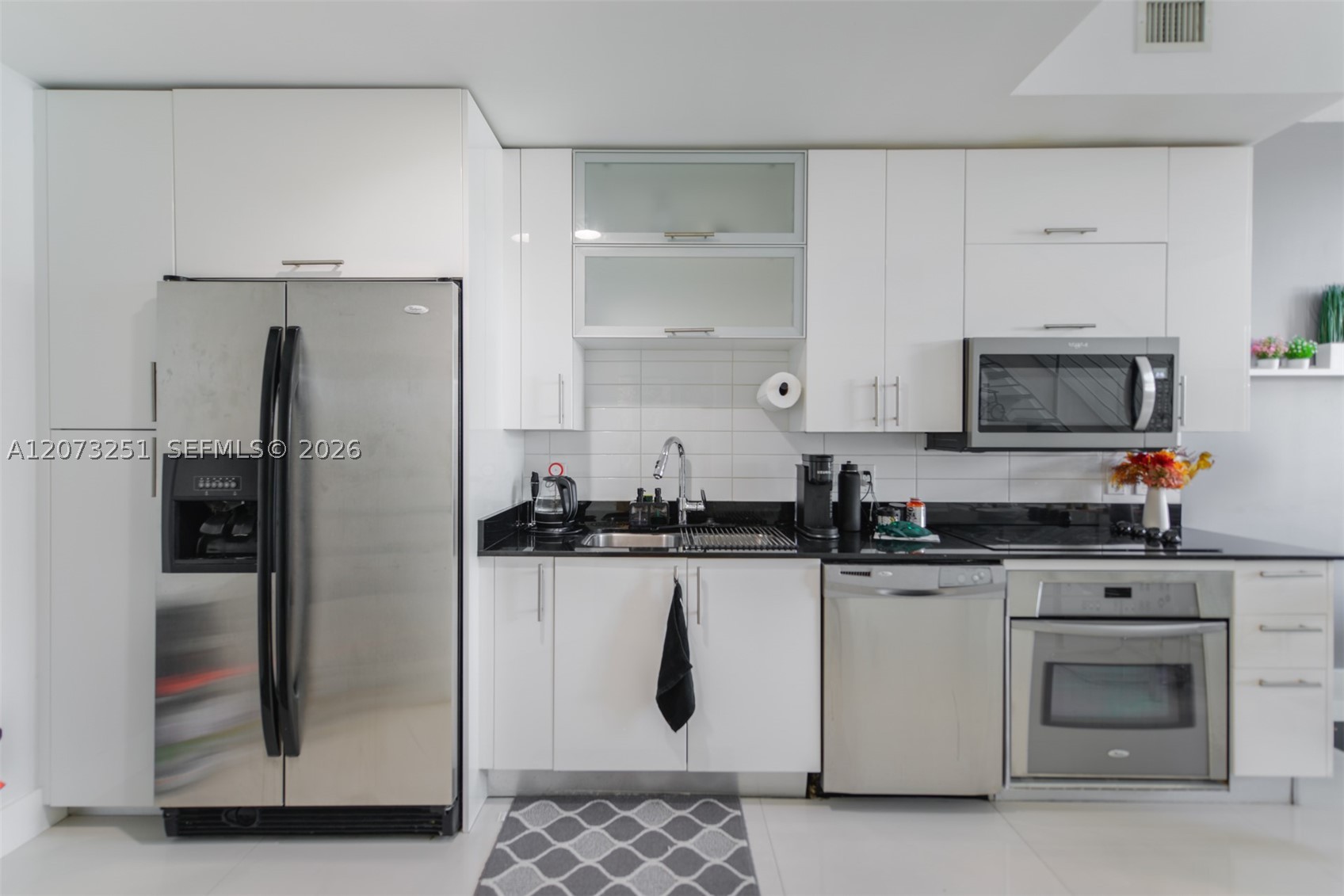 60 SW 13th St #2404, Miami FL 33130
