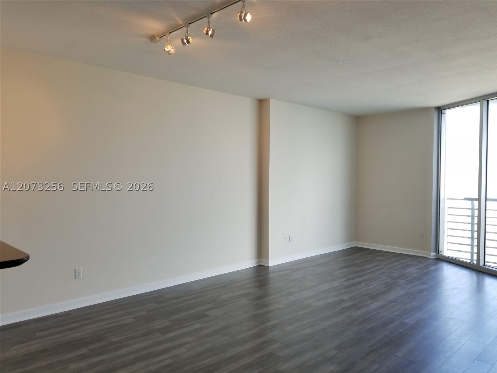 335 S Biscayne Blvd #3802, Miami FL 33131