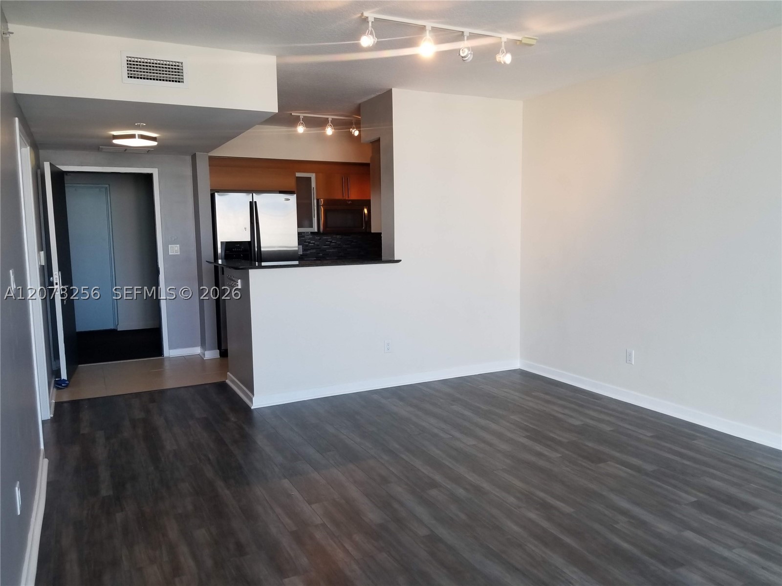 335 S Biscayne Blvd #3802, Miami FL 33131