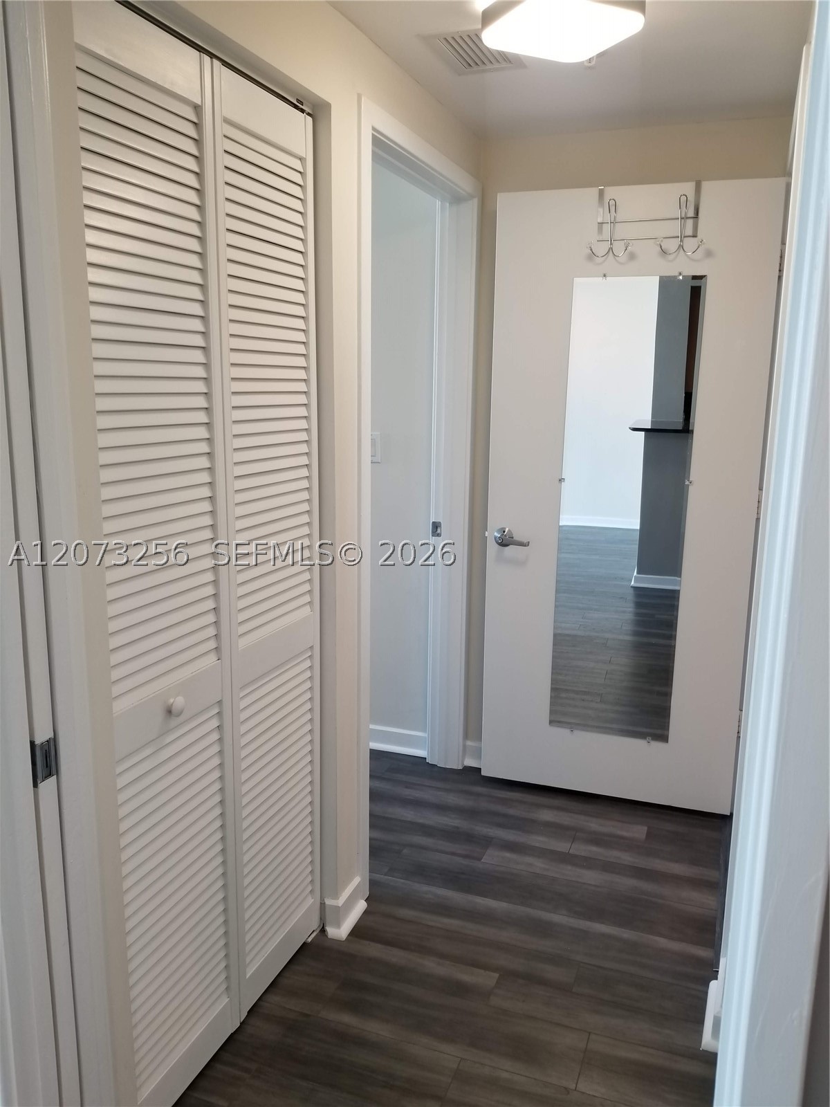 335 S Biscayne Blvd #3802, Miami FL 33131