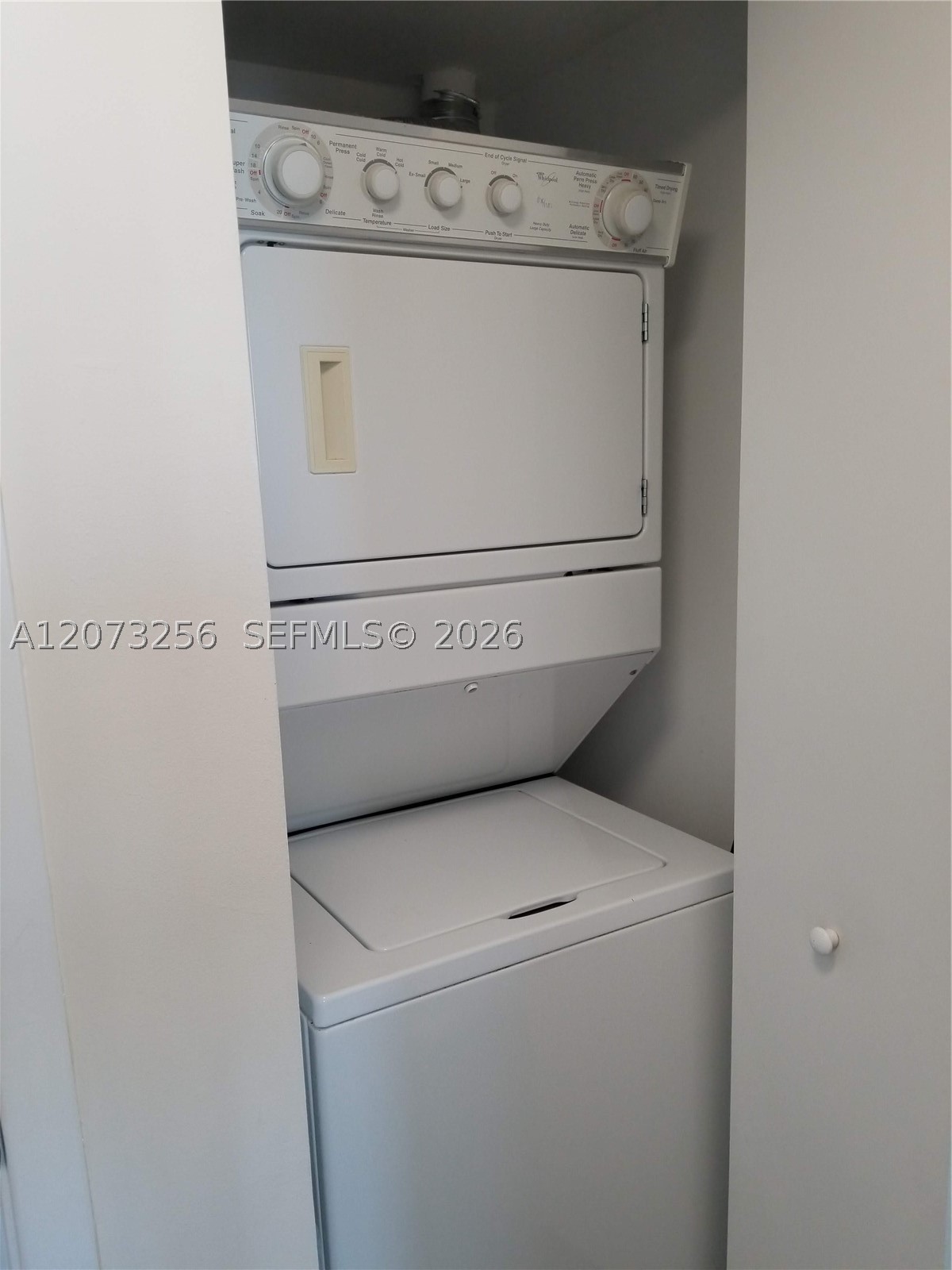 335 S Biscayne Blvd #3802, Miami FL 33131