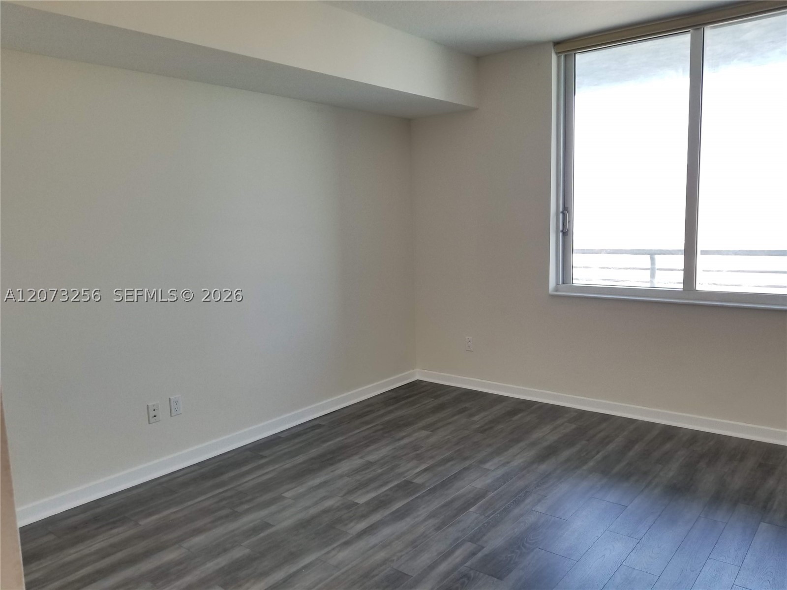 335 S Biscayne Blvd #3802, Miami FL 33131