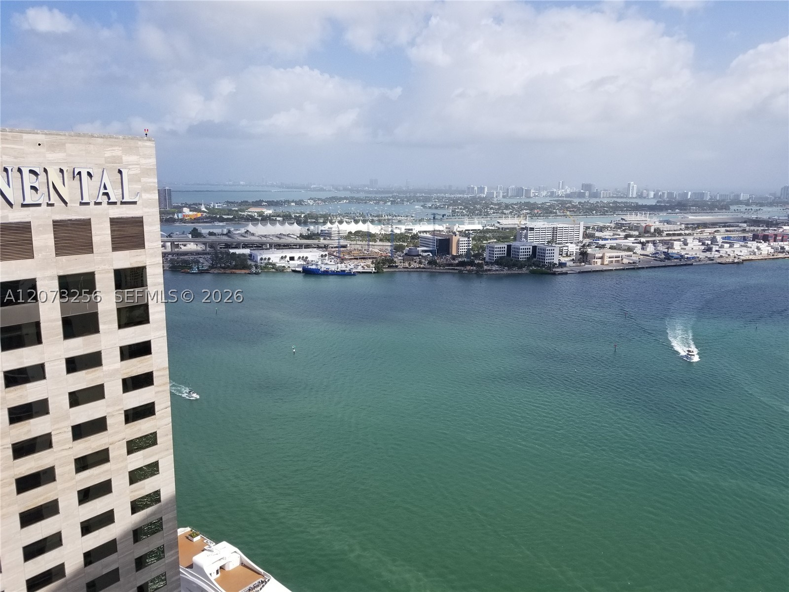 335 S Biscayne Blvd #3802, Miami FL 33131