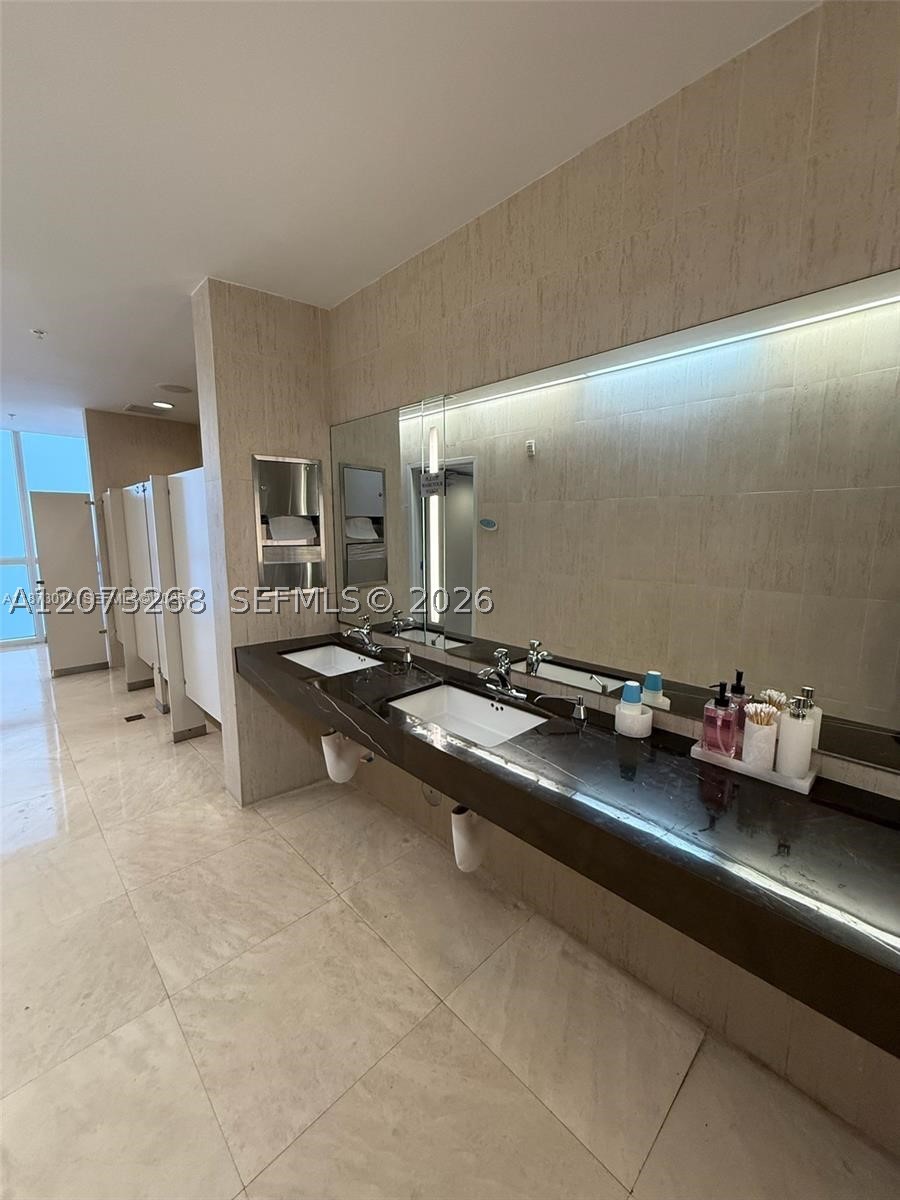18201 Collins Ave #5009, Sunny Isles Beach FL 33160