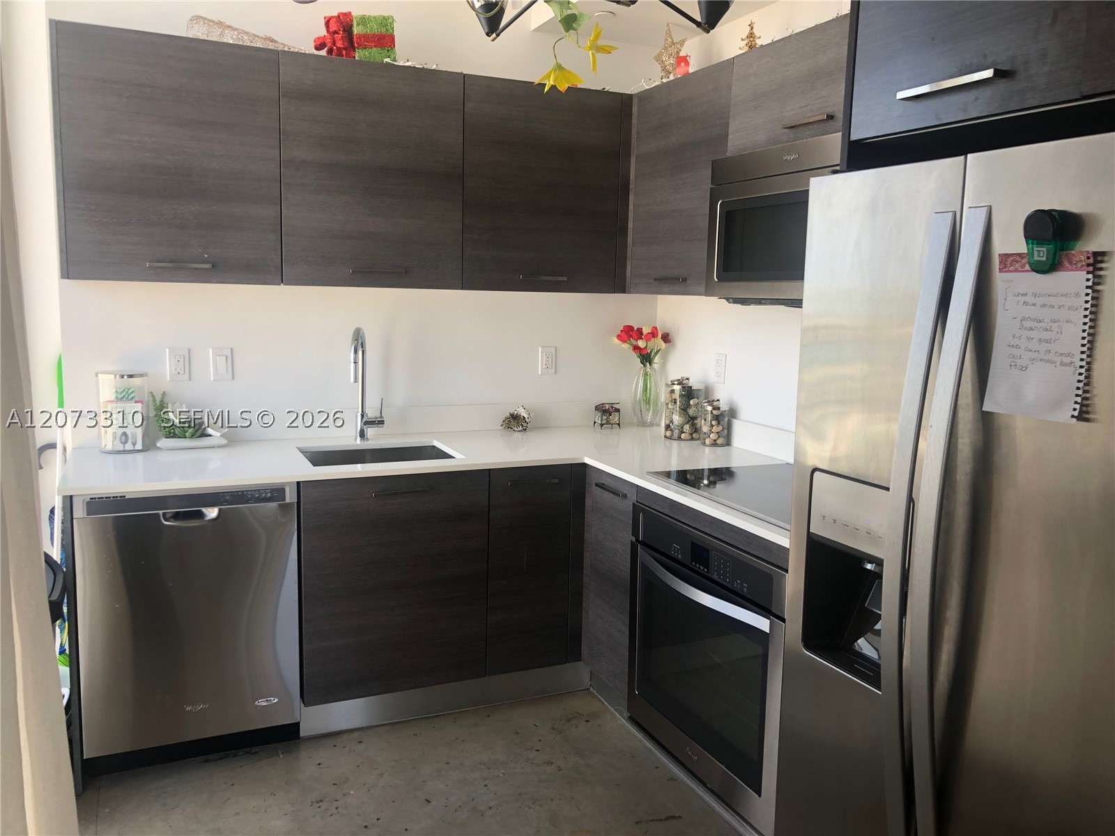 151 SE 1 St #PH 10, Miami FL 33131