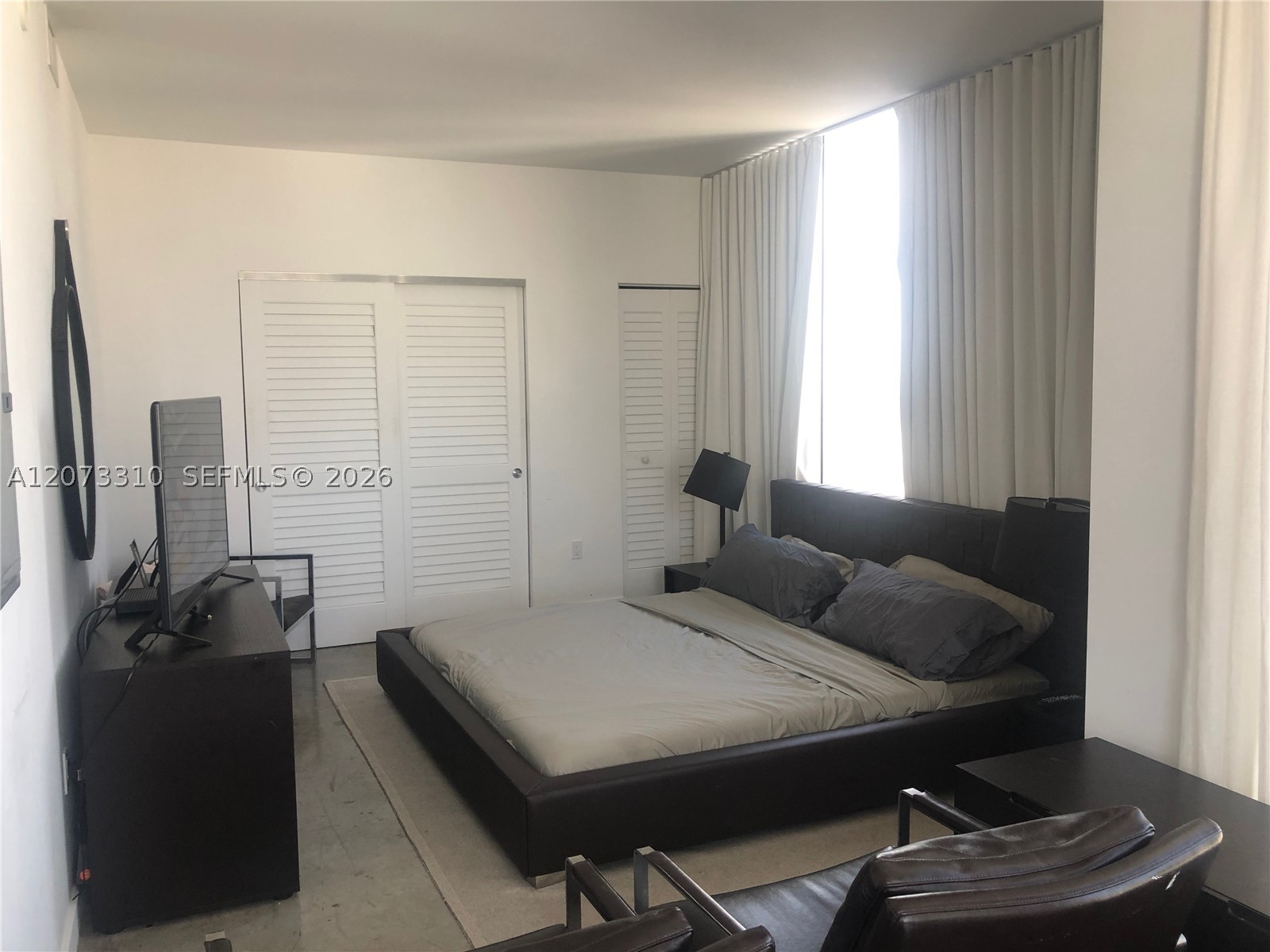 151 SE 1 St #PH 10, Miami FL 33131