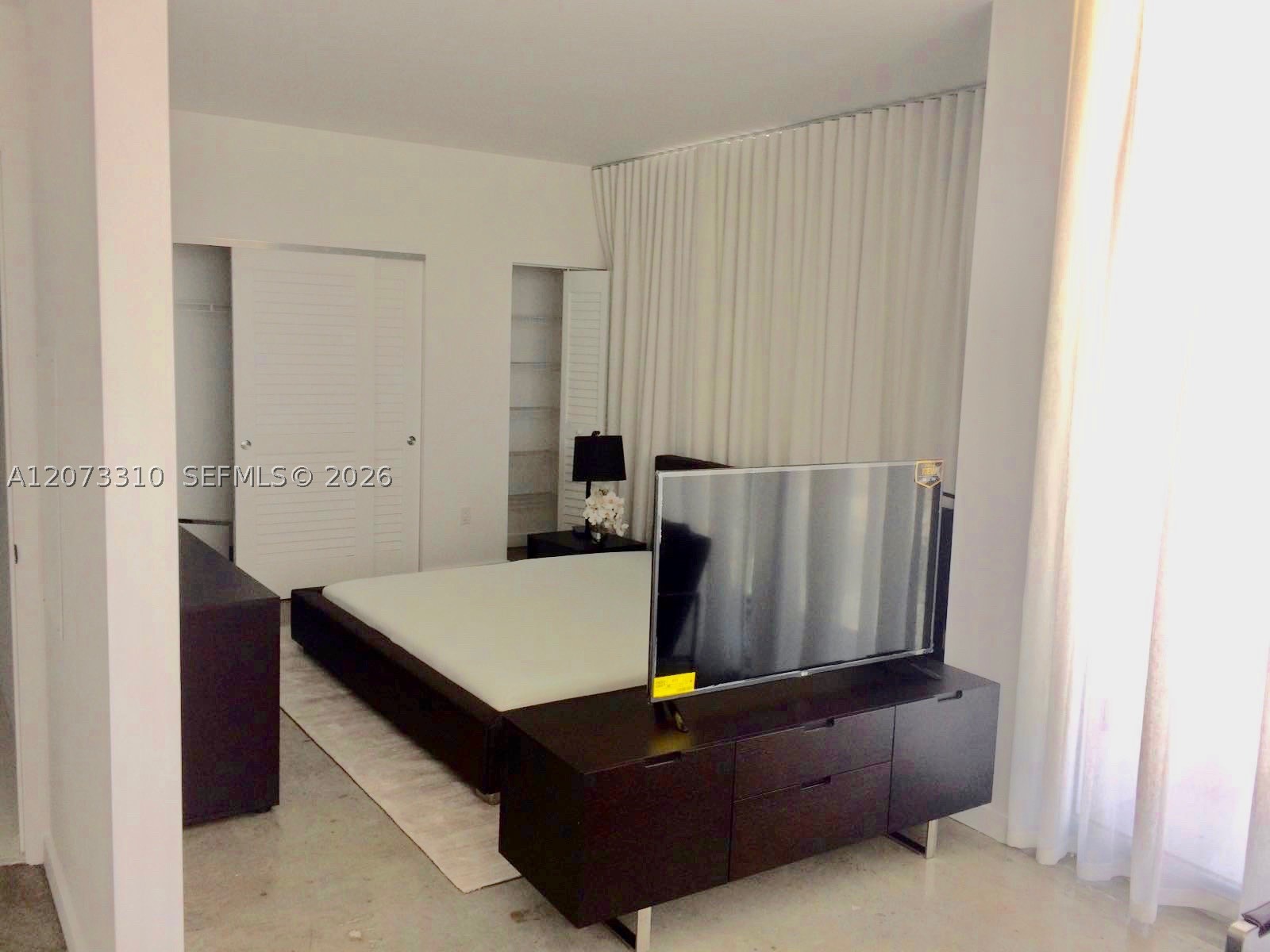 151 SE 1 St #PH 10, Miami FL 33131