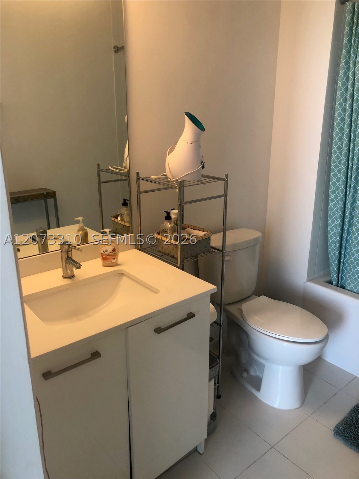 151 SE 1 St #PH 10, Miami FL 33131