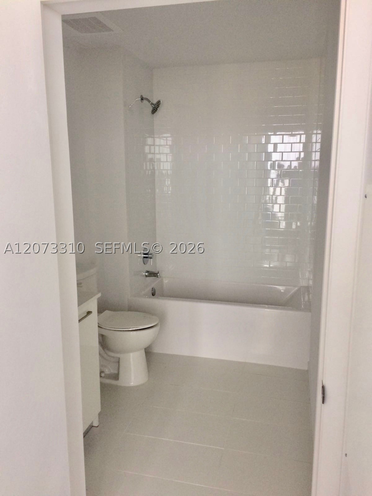 151 SE 1 St #PH 10, Miami FL 33131