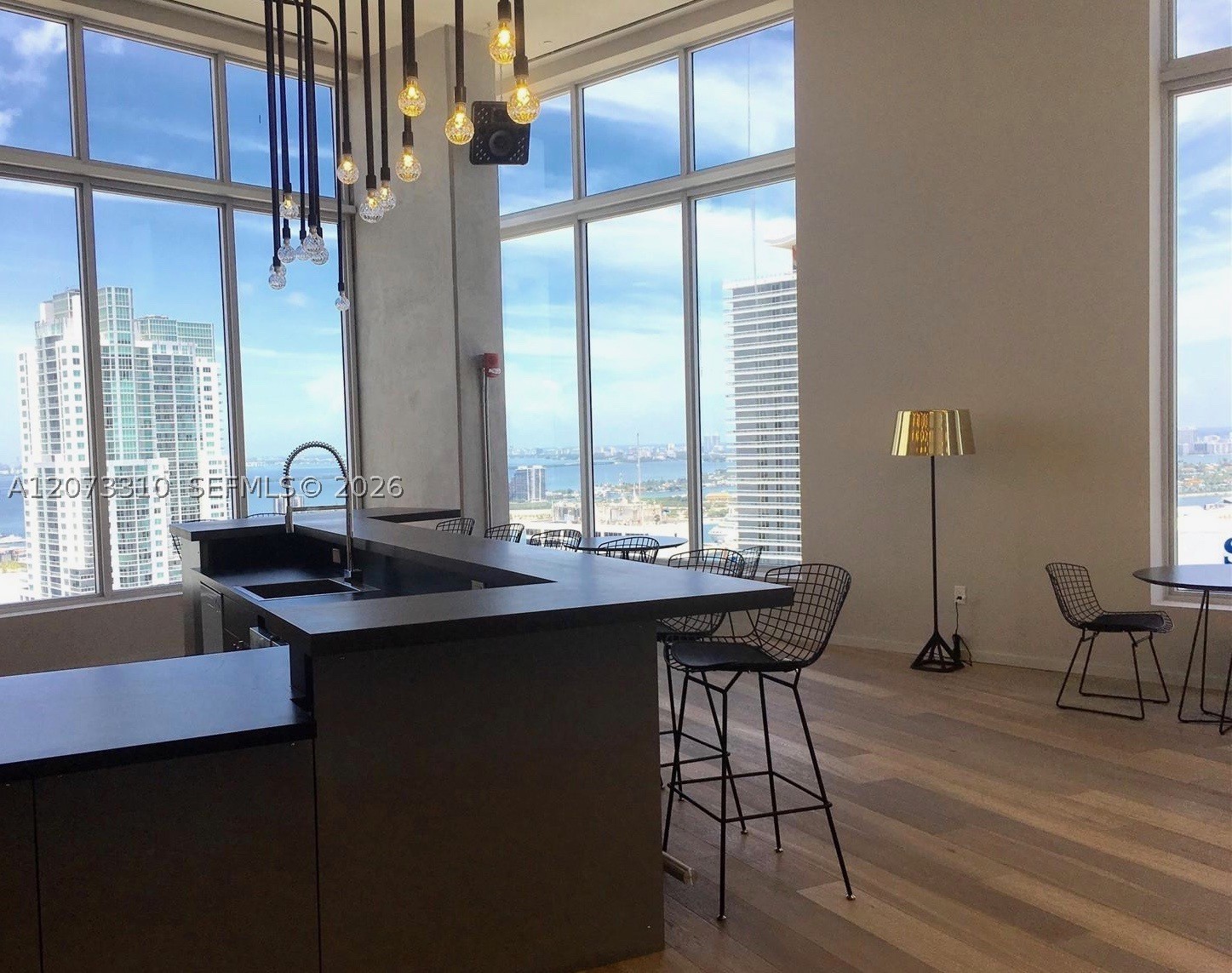 151 SE 1 St #PH 10, Miami FL 33131
