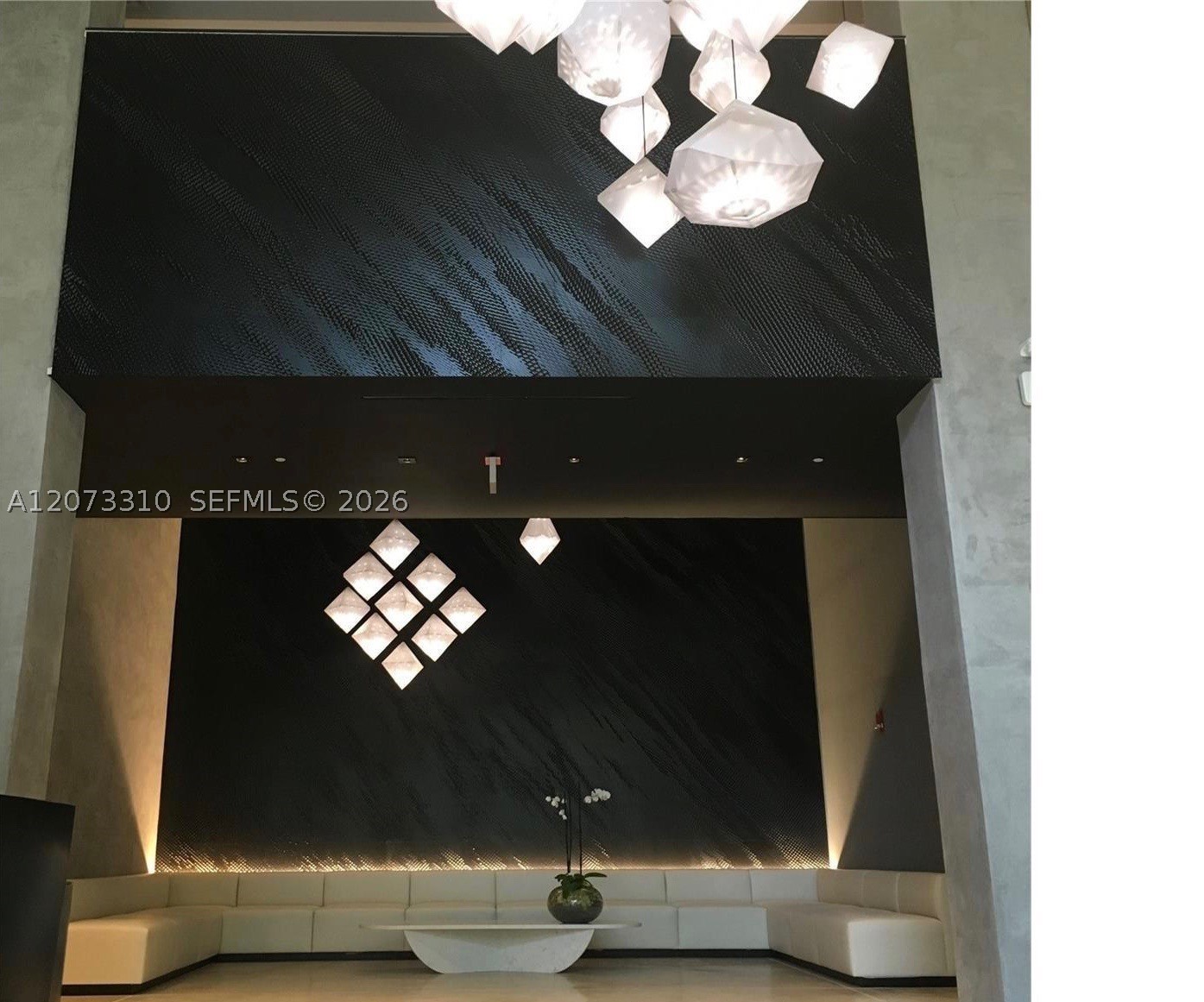 151 SE 1 St #PH 10, Miami FL 33131