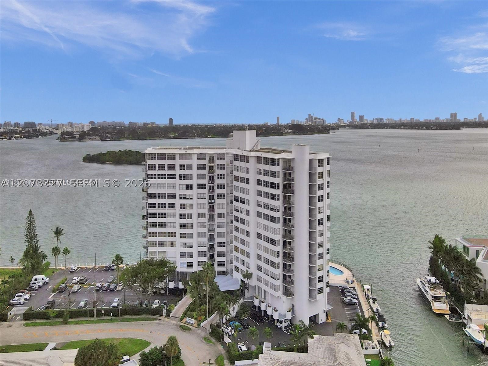 11930 N Bayshore Dr #1407, North Miami FL 33181